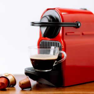 دستگاه اینیسیا کراپس نسپرسو رنگ قرمز