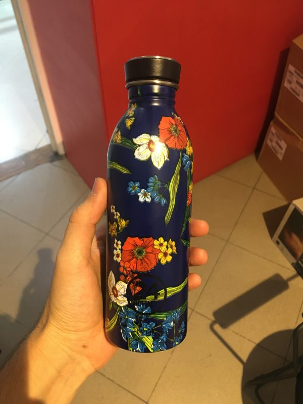 بطری URBAN طرح DENIM BOUQUET برند 24bottles سایز 500 میل