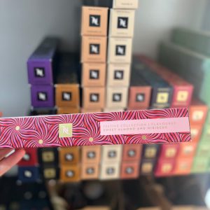 کپسول قهوه لیمیتد کریسمس نسپرسو بادام شیرین و گل ختمی غلظت 6