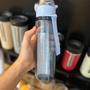 قمقمه آسان نوش نی دار پلاستیکی 700 میلی لیتری